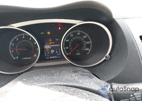 2010 Mitsubishi Outlander Se z USA, uszkodzony, nr VIN JA4AS3AW5AZ007228